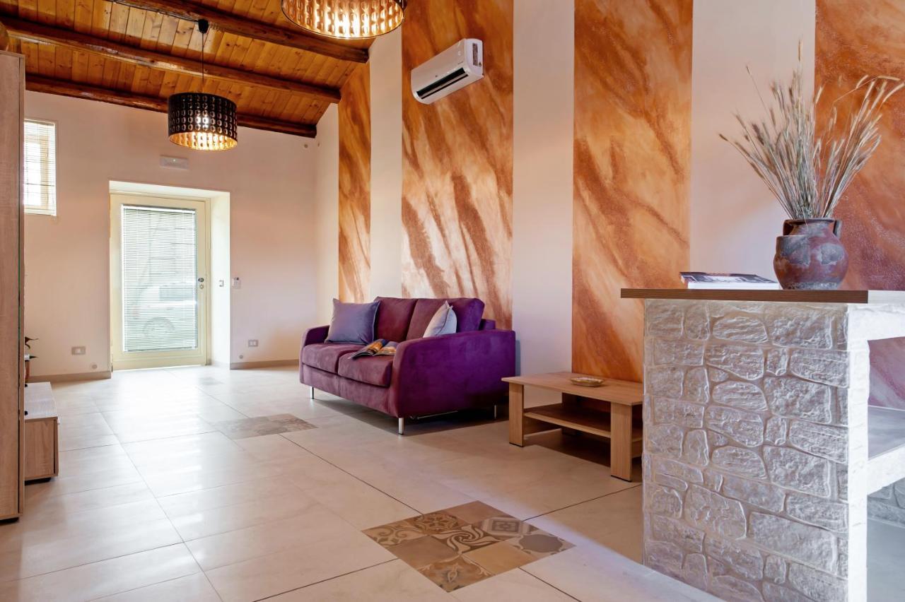 Mea Apartment Noto Buitenkant foto